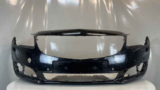 Opel Insignia 2013-2016  bamperis priekšais (mazg+sens) 22787147