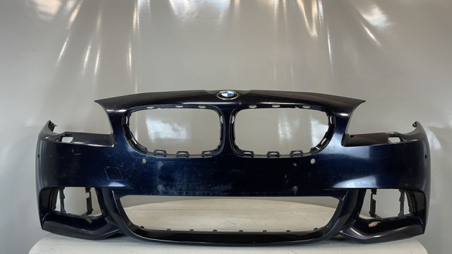BMW 5 2013-2017 М-пакет бампер передний 51118054362