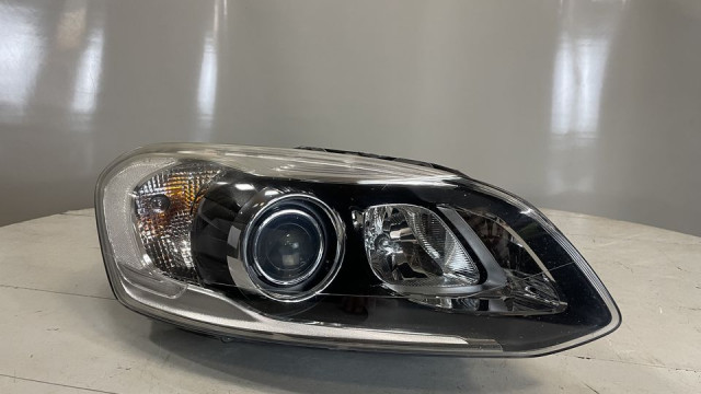 Volvo XC60 2014-2018 Lukturis labais xenons (7) 31420250