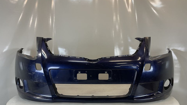 Toyota Avensis 2009-2012 bamperis priekšejais 52119-05190