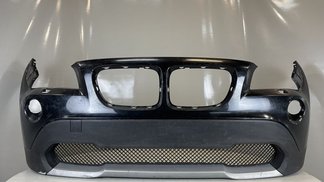BMW X1 2009-2013  bamperis priekšējais (mazg) 51112990185